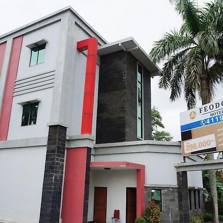 Feodora Airport Hotel Palembang Ngoại thất bức ảnh