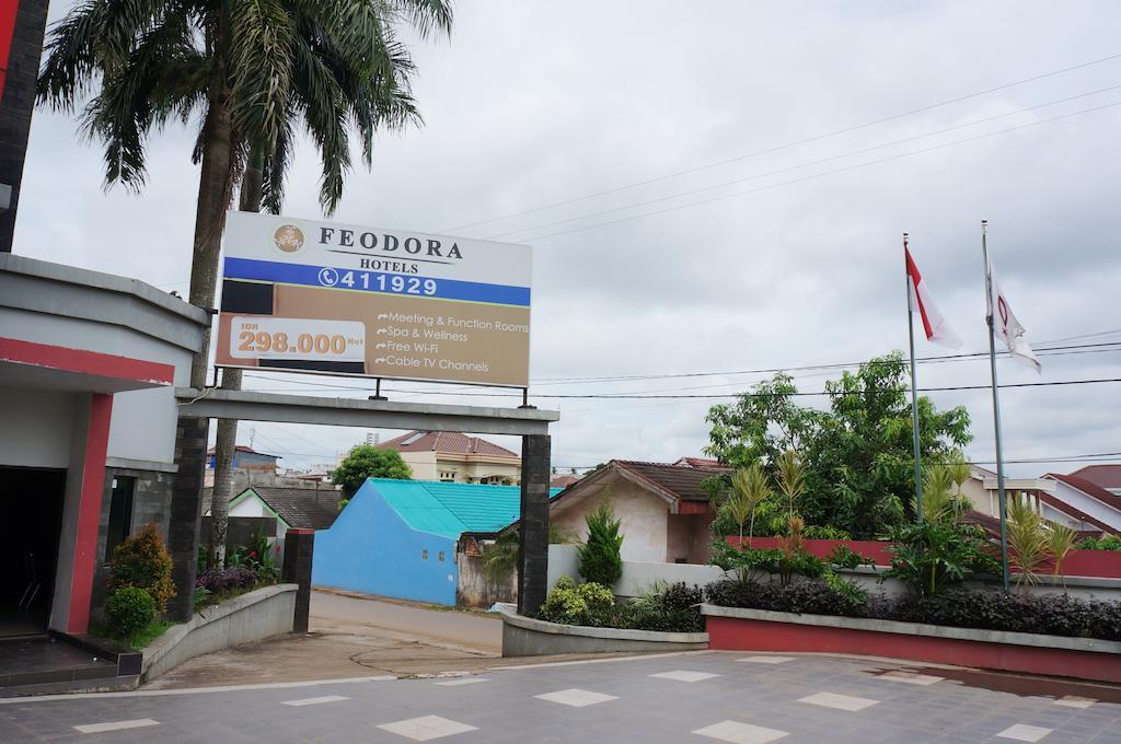Feodora Airport Hotel Palembang Ngoại thất bức ảnh