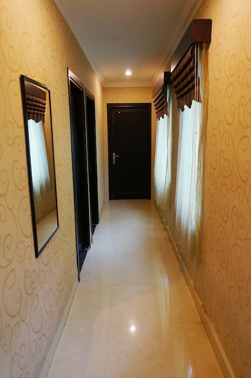 Feodora Airport Hotel Palembang Ngoại thất bức ảnh