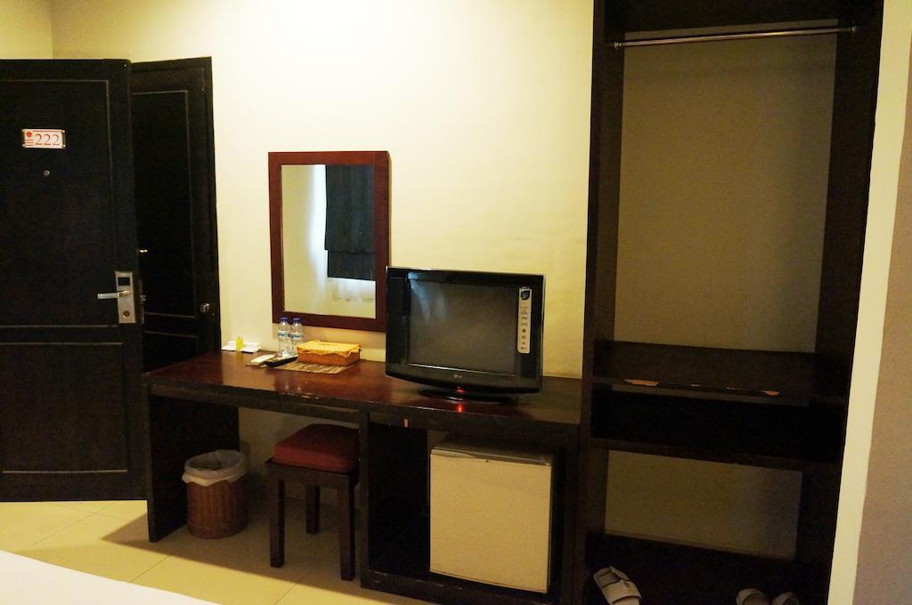 Feodora Airport Hotel Palembang Ngoại thất bức ảnh
